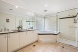 https://images.listonce.com.au/custom/160x/listings/2107-wattle-valley-road-camberwell-vic-3124/205/01454205_img_08.jpg?fU5_1O5IhXE