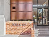 https://images.listonce.com.au/custom/160x/listings/210740-hall-street-moonee-ponds-vic-3039/019/01954019_img_07.jpg?N-ZALwm3KPY