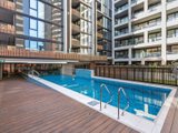 https://images.listonce.com.au/custom/160x/listings/210740-hall-street-moonee-ponds-vic-3039/019/01954019_img_10.jpg?lOFKPscSw8Q