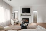 https://images.listonce.com.au/custom/160x/listings/211-baxter-street-eltham-vic-3095/646/01987646_img_04.jpg?JqQP7SfPi9A