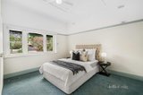 https://images.listonce.com.au/custom/160x/listings/211-burke-road-glen-iris-vic-3146/559/01603559_img_07.jpg?rqbY9Lc2v-U