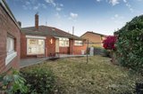 https://images.listonce.com.au/custom/160x/listings/211-burke-road-glen-iris-vic-3146/559/01603559_img_11.jpg?VI4m0CIxFtc