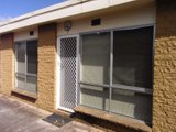 https://images.listonce.com.au/custom/160x/listings/211-elcho-street-newtown-vic-3220/289/01594289_img_07.jpg?nqBvkNT1i6k