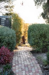 https://images.listonce.com.au/custom/160x/listings/211-fourth-avenue-eden-park-vic-3757/441/01704441_img_19.jpg?0-Ca-tZCusY