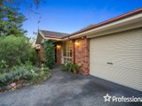 https://images.listonce.com.au/custom/160x/listings/211-gary-court-croydon-vic-3136/385/01526385_img_02.jpg?PhzVhB3LR3U