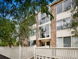 https://images.listonce.com.au/custom/160x/listings/211-henry-street-hawthorn-vic-3122/384/01684384_img_01.jpg?KnR4EnV2WFk