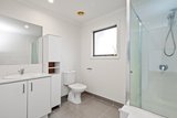 https://images.listonce.com.au/custom/160x/listings/211-leigh-road-croydon-vic-3136/724/01954724_img_09.jpg?dRt1O-7G-gU