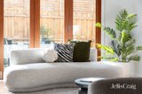 https://images.listonce.com.au/custom/160x/listings/211-marian-court-eltham-north-vic-3095/550/01922550_img_04.jpg?aKvWsIdWv4Q