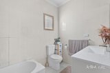 https://images.listonce.com.au/custom/160x/listings/211-mason-street-newport-vic-3015/542/01856542_img_09.jpg?czxU3Jwb_zs