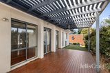https://images.listonce.com.au/custom/160x/listings/211-nevin-parade-viewbank-vic-3084/676/01990676_img_12.jpg?AlAjjE8yTWw