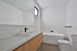 https://images.listonce.com.au/custom/160x/listings/211-ranfurlie-drive-glen-waverley-vic-3150/439/01849439_img_07.jpg?zSuNexeZO0w