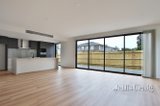 https://images.listonce.com.au/custom/160x/listings/211-ranfurlie-drive-glen-waverley-vic-3150/439/01849439_img_10.jpg?n7I30m81tOc