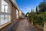 https://images.listonce.com.au/custom/160x/listings/211-regent-street-mount-waverley-vic-3149/969/01567969_img_02.jpg?fFx7-nlkLYM