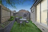 https://images.listonce.com.au/custom/160x/listings/211-rhyl-close-endeavour-hills-vic-3802/765/01440765_img_09.jpg?_NNTVGZ8hGI