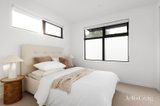 https://images.listonce.com.au/custom/160x/listings/211-skeffington-street-bellfield-vic-3081/385/01747385_img_13.jpg?IdH1zoXa0K4