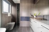 https://images.listonce.com.au/custom/160x/listings/211-walsh-street-eltham-vic-3095/866/01737866_img_05.jpg?JVZoFNjshL4
