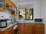 https://images.listonce.com.au/custom/160x/listings/21102-croydon-road-croydon-vic-3136/369/01525369_img_02.jpg?7wC9y0B9kWY