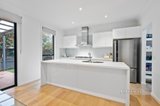 https://images.listonce.com.au/custom/160x/listings/2111-blackburn-road-mount-waverley-vic-3149/068/01583068_img_04.jpg?armsD-0hU_g