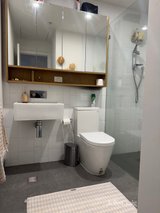https://images.listonce.com.au/custom/160x/listings/211115-victoria-road-northcote-vic-3070/188/01895188_img_05.jpg?x8hoWMG3bRQ