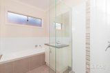 https://images.listonce.com.au/custom/160x/listings/21114-gregory-street-lake-wendouree-vic-3350/864/01904864_img_06.jpg?k9UoJtDeiTg
