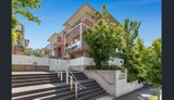 https://images.listonce.com.au/custom/160x/listings/211245-burke-road-kew-east-vic-3102/580/01681580_img_01.jpg?UThYK4xl3PE