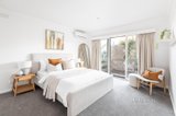 https://images.listonce.com.au/custom/160x/listings/2113-wellington-street-kew-vic-3101/602/01560602_img_05.jpg?OlRiQr43eQo