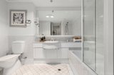 https://images.listonce.com.au/custom/160x/listings/21156-beaconsfield-parade-albert-park-vic-3206/980/01731980_img_07.jpg?l0yepW7j2HI