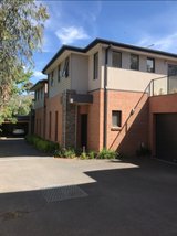 https://images.listonce.com.au/custom/160x/listings/21167-main-road-eltham-vic-3095/470/01722470_img_15.jpg?ATVGCbjzTzE