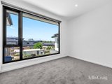 https://images.listonce.com.au/custom/160x/listings/2117-coleman-parade-glen-waverley-vic-3150/378/01988378_img_04.jpg?wT-JsxRytHY