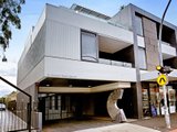 https://images.listonce.com.au/custom/160x/listings/21195-ormond-road-elwood-vic-3184/485/01794485_img_04.jpg?8e7sOpKqBko