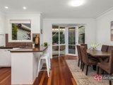 https://images.listonce.com.au/custom/160x/listings/212-barlow-street-port-melbourne-vic-3207/188/01087188_img_03.jpg?TZVHIGwaEV8