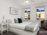 https://images.listonce.com.au/custom/160x/listings/212-barlow-street-port-melbourne-vic-3207/188/01087188_img_09.jpg?u1IS9uwVfB4