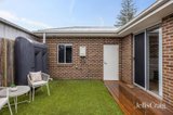 https://images.listonce.com.au/custom/160x/listings/212-corrigan-avenue-brooklyn-vic-3012/768/01910768_img_08.jpg?aDcEElFRf_8