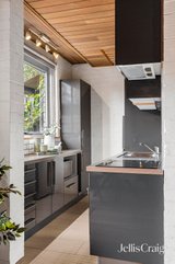 https://images.listonce.com.au/custom/160x/listings/212-ebden-avenue-black-rock-vic-3193/827/01990827_img_10.jpg?mnsBUH0-oZ0