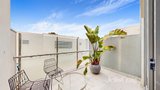 https://images.listonce.com.au/custom/160x/listings/212-glasshouse-st-richmond-vic-3121/530/01840530_img_06.jpg?xfrJoHCwW1g