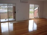 https://images.listonce.com.au/custom/160x/listings/212-glen-court-glen-waverley-vic-3150/174/01622174_img_02.jpg?7xIROCpsnkY