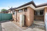https://images.listonce.com.au/custom/160x/listings/212-grampian-street-preston-vic-3072/044/01933044_img_06.jpg?J0I6Tk5v66I
