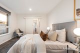 https://images.listonce.com.au/custom/160x/listings/212-hartley-road-croydon-vic-3136/088/01844088_img_07.jpg?Y42vLmTdzLM
