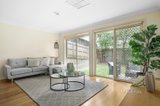 https://images.listonce.com.au/custom/160x/listings/212-hyde-street-diamond-creek-vic-3089/931/01585931_img_08.jpg?_q0dSamlhoc