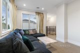 https://images.listonce.com.au/custom/160x/listings/212-kalonga-court-glen-waverley-vic-3150/136/01521136_img_07.jpg?VYehqs0P_Jo