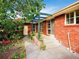 https://images.listonce.com.au/custom/160x/listings/2121-balwyn-road-balwyn-vic-3103/346/01684346_img_04.jpg?GAyUW23TFRk