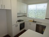 https://images.listonce.com.au/custom/160x/listings/2121-victoria-avenue-albert-park-vic-3206/574/01906574_img_04.jpg?_FZiIdUhHuw