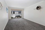 https://images.listonce.com.au/custom/160x/listings/2122-ballan-road-anakie-vic-3213/051/01699051_img_05.jpg?AY8eSvxsV5Y