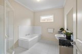 https://images.listonce.com.au/custom/160x/listings/2122-marlborough-street-bentleigh-east-vic-3165/458/01425458_img_09.jpg?4eyejbD5w5A