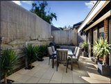 https://images.listonce.com.au/custom/160x/listings/2122-ogilvie-street-essendon-vic-3040/035/01628035_img_01.jpg?ioihwdCJVMQ