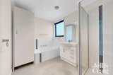 https://images.listonce.com.au/custom/160x/listings/2122-ogilvie-street-essendon-vic-3040/223/01969223_img_05.jpg?DosnE1ng2ew