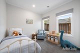 https://images.listonce.com.au/custom/160x/listings/2123-esther-crescent-mooroolbark-vic-3138/676/01899676_img_09.jpg?00frjzEDNIU