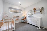 https://images.listonce.com.au/custom/160x/listings/2123-esther-crescent-mooroolbark-vic-3138/676/01899676_img_10.jpg?2Pqz_8YToWE