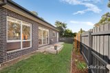 https://images.listonce.com.au/custom/160x/listings/2123-esther-crescent-mooroolbark-vic-3138/676/01899676_img_13.jpg?rf8TnubnL3Q