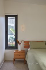 https://images.listonce.com.au/custom/160x/listings/2124-victoria-street-brunswick-east-vic-3057/753/01583753_img_05.jpg?OstXqCx88G0